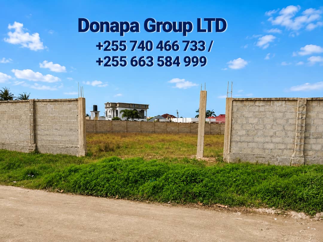 COMMERCIAL PLOT FOR RENT